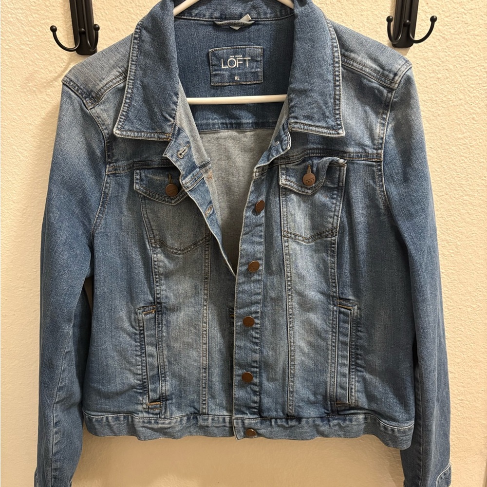 LOFT Women's Blue Denim Jean Jacket
